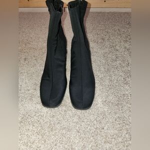 Preowned Bandolino black ankle‎ boots size 9m
